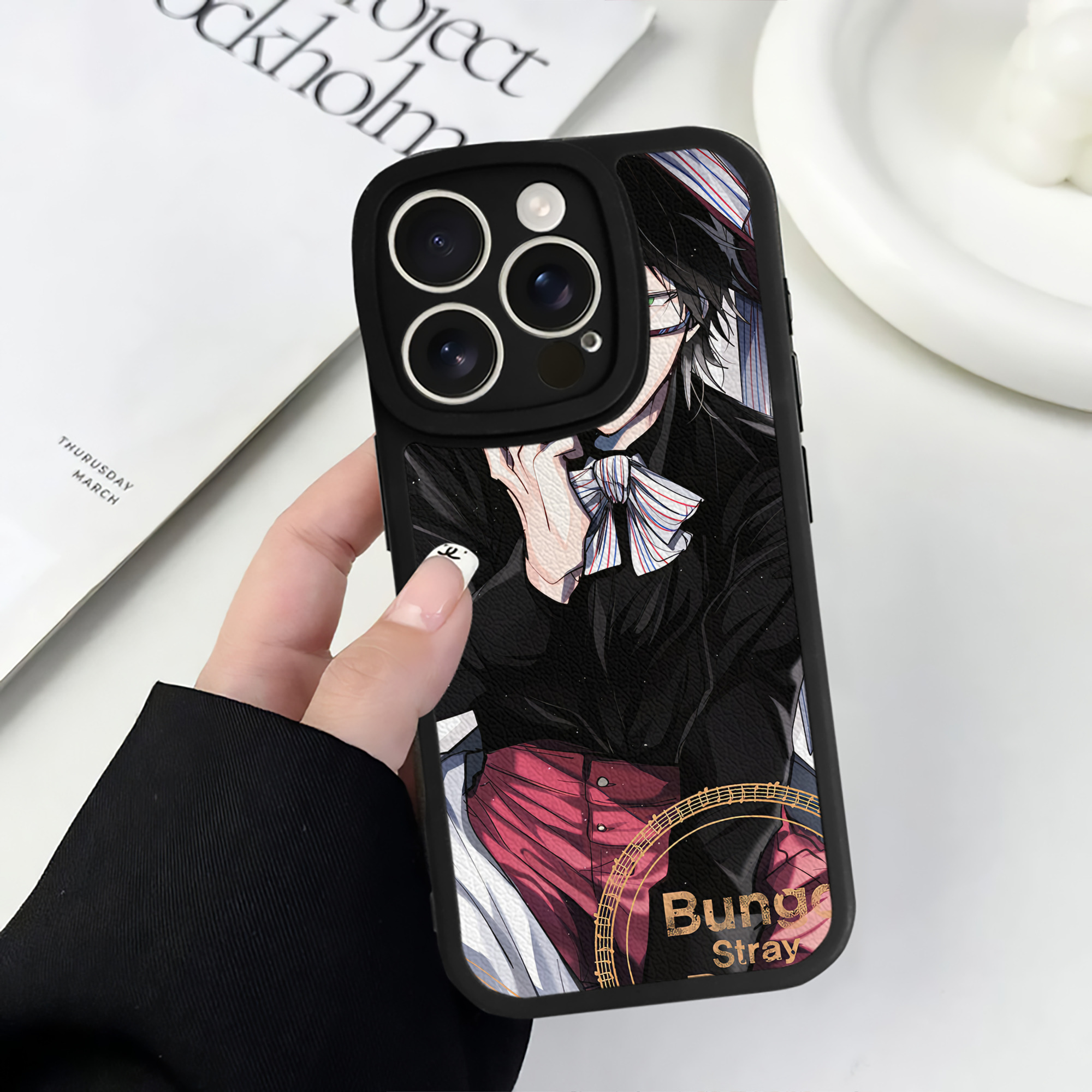 （画像用） 文豪ストレイドッグス Bungo Stray Dogs 【iPhone 16シリーズ対応】シリコンスマホケース（レザー調） 材質：シリコン